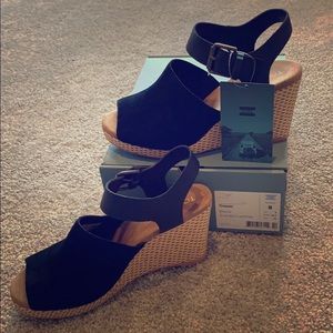 TOMS Wedges